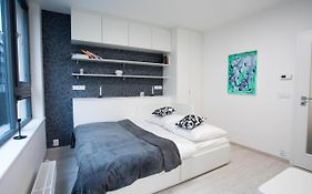 Bleisure Apartments & Spa